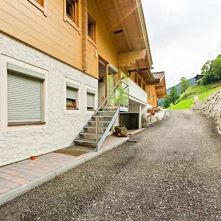 Apartament In With Terrace, Cleaning Included Hollersbach im Pinzgau