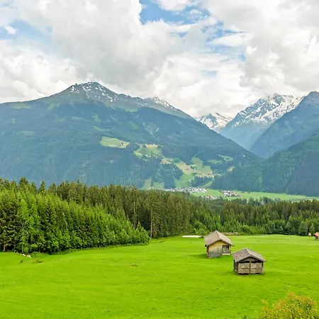In Hollerbach Near Kitzbuehel Lift, Cleaning Included Apartment