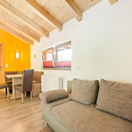 In With Terrace, Cleaning Included Apartament Hollersbach im Pinzgau